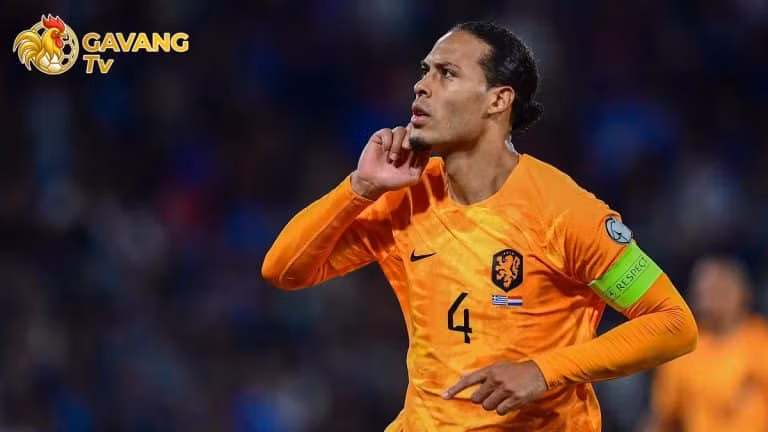 Virgil van Dijk: Nghệ thuật phòng ngự không cần xoạc bóng